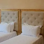 Matilde Di Canossa Golf &