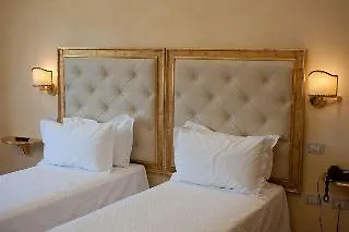 Matilde Di Canossa Golf &