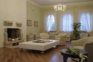 Matilde Di Canossa Golf & 4* Реджонель-Эмилия