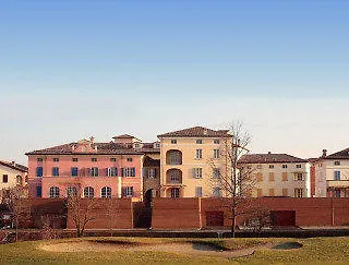 Hotel Matilde Di Canossa Golf & 4*
